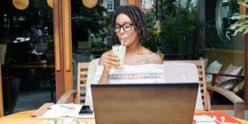 Personal Finance for Freelancers: Managing Income and Expenses in the Gig Economy - Cover Image