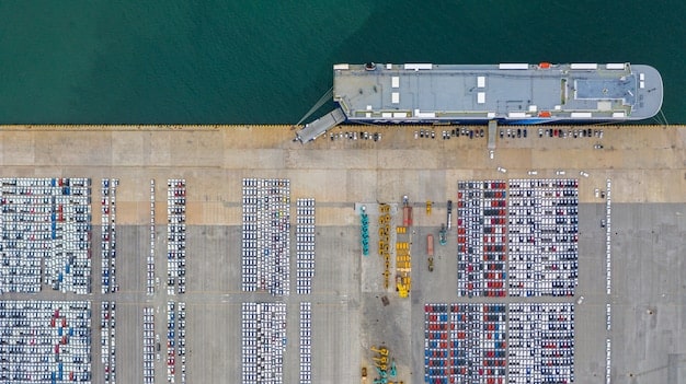 US Trade Deficit: Understanding Import/Export Trends & Impacts